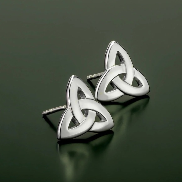 Solvar Sterling Solver Trinity Knot Stud Earrings from Ireland. - Picture 1 of 3